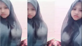 ABG Jilbab Hitam Tobrut Keliatan Utingnya