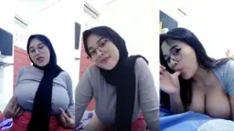 Acha Hijab Toket Gede Cantik Kacamata Video by YourPorn