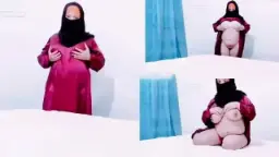 Arab Niqab Queen Pamer Toket Gede Video by PornOne