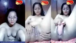 Belajar Omek Dildo Klarisa Coba Squirt Video by BebasIndo