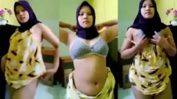 BH Abu-abu RAYUD HIJAB Video by xHamster