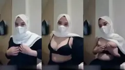 Hijab Camilla Mainin Toket Video by simontok