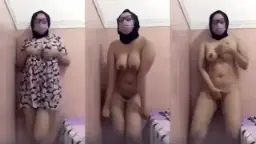 Hijab Toket Bulat Bugil Binal Video by AVTub