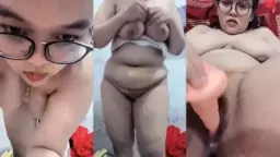 Ika Montok BBW Colok Memek Pake Dildo Video by PornTrex