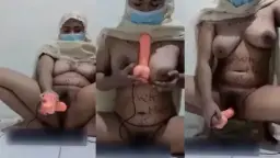 Janda Mukenah Colok Memek Gatel Sange