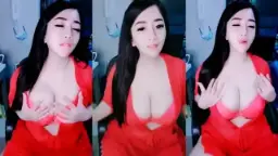 JenniiieR Tetek Bergetar Host MILF DreamLive Video by BOKEPSIN