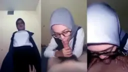 Kena Sepong Tante Hijab di Hotel Video by PornGo