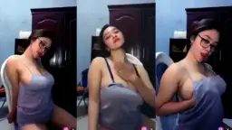 Marshaa Toge Uting Menonjol Video by SangeLink