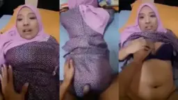 Ngewe Sama Tante Jilbab Montok