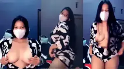 Remaja Bohay Striptease Indo HOT Video by xVideos