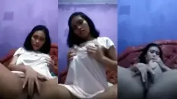 Rina Dewi Sange Minta Dientot Video by xNxx