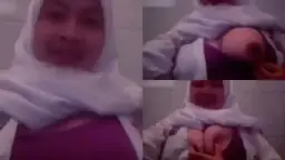 SMA Hijab Toge di Toilet Sekolah