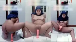 Tante Jilboobs MILF Colmek pake Dildo Video by PlayBokep