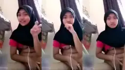 Ukhti Daun Masih Muda Vcs Bareng Ayang Video by simontok