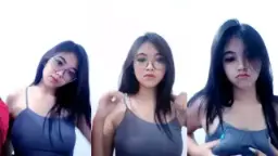 Uting Toket Bulat Vanii Nakal Live Bareng Bestie Video by PornGo