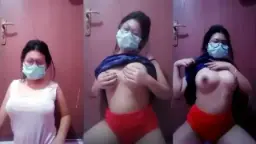 Yuli Pamer Toket Bulet Video by YourPorn